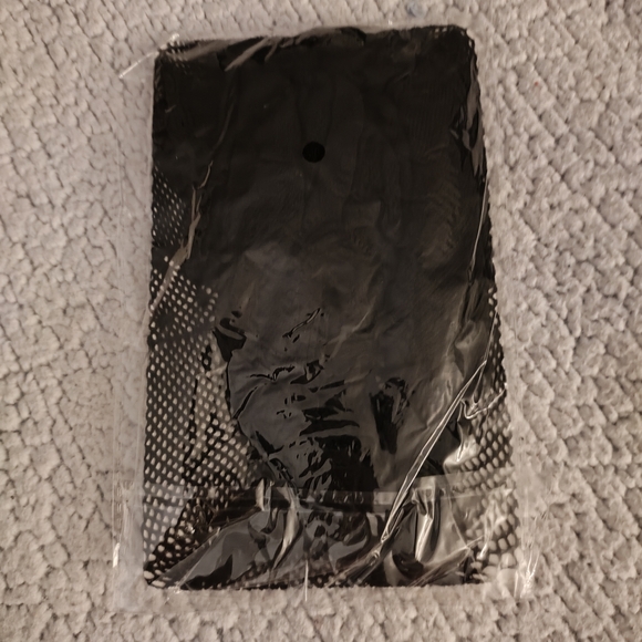 🖤 Hello Kitty Black Fishnet Stockings – Kawaii Meets Gothic Edge 🖤 - Picture 4 of 5